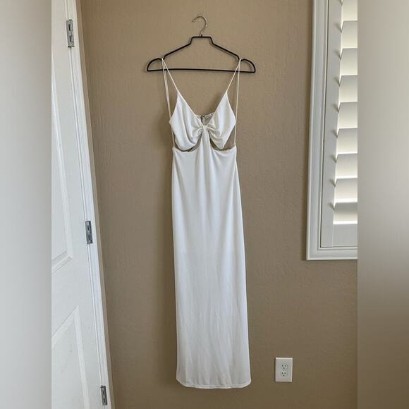 New Alice + Olivia Havana White Cut Out Maxi Dress 4 - Picture 3 of 10